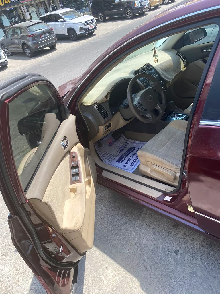 بيع عاجل مباشرة من المالك نيسان ألتيما 2011 بمواصفات كاملة وأعلى طراز63613130441987112