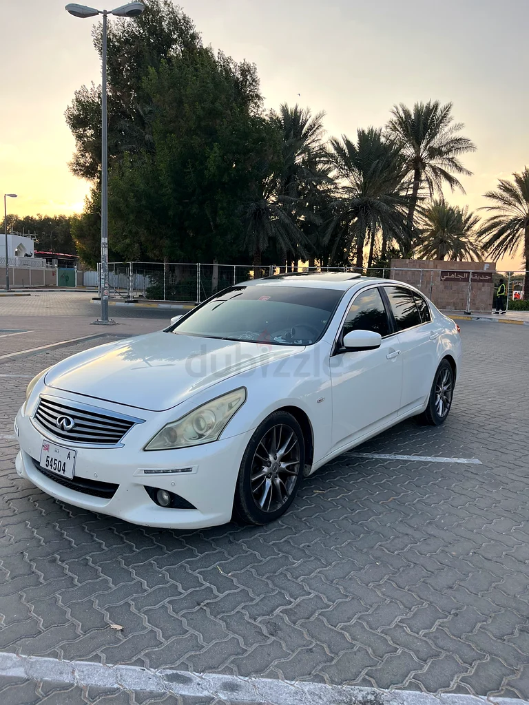 إنفيني G25 بخيار كامل مع تأمين جديد63613736361729114