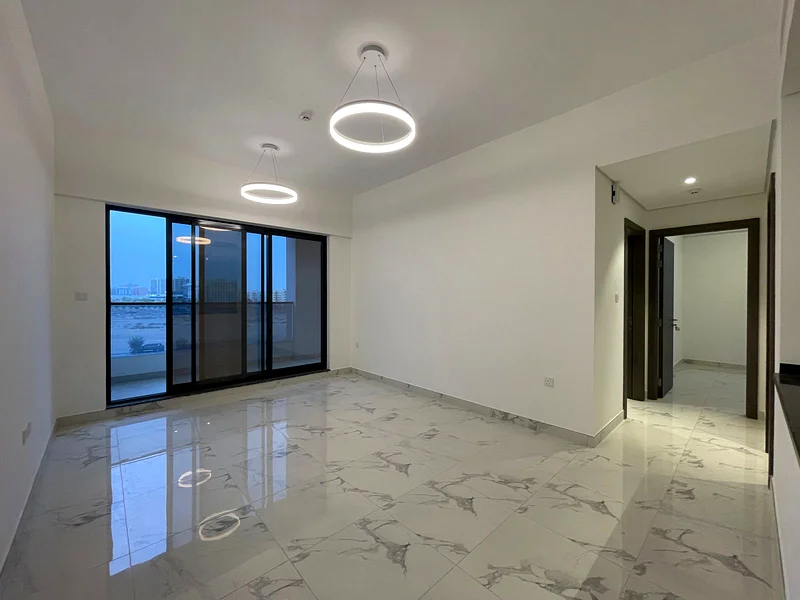 مبنى جديد بالكامل مكون من غرفتين نوم مع حمامين فقط بسعر 75 ألف63726932681345110