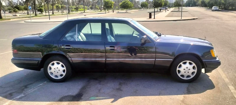 MERCEDES E420-V863613135218947112