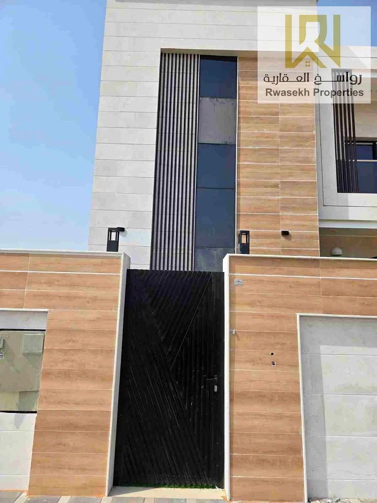فيلا فاخرة مكونة من 5 غرف نوم للبيع63881594298241111