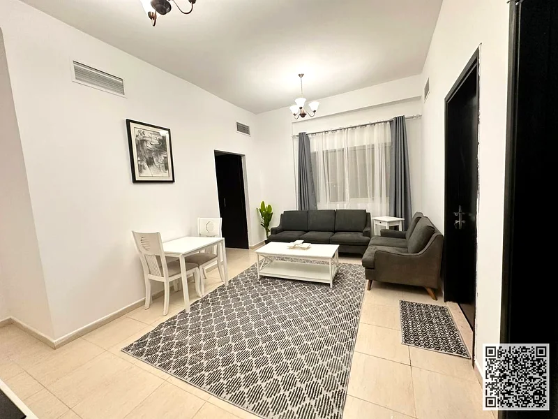 🏡 الشقة الفاخرة المفروشة بالكامل من غرفة نوم واحدة للمقيمين من الدرجة الأولى في الجرف 2 – بجوار مستشفى الشيخ خليفة مباشرةً، قريبة من جامعة عجمان an63837067436161111