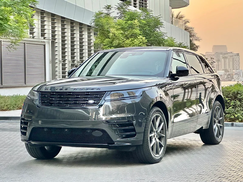 2025 Range Rover Sport Dynamic SE – Plug-in Hybrid63613132754819112