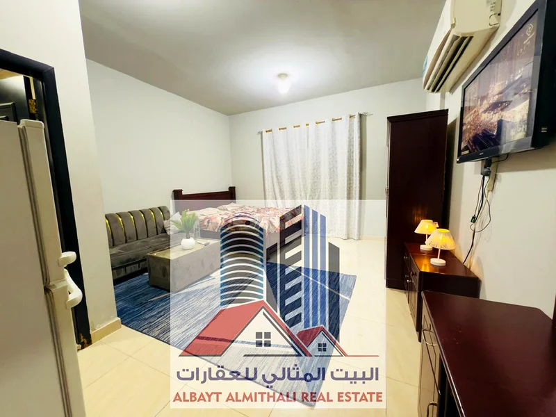 القطعة الثانية من شارع الشيخ عمار قرب مستشفى السعودي الألماني وسايتي لايف آل طلحة سهولة الوصول إلى دبي والشارقة شقة بغرفة واحدة |63715770077186110