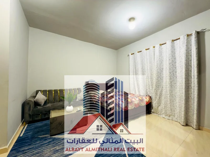 القطعة الثانية من شارع الشيخ عمار قرب مستشفى السعودي الألماني وسايتي لايف آل طلحة سهولة الوصول إلى دبي والشارقة شقة بغرفة واحدة |63715770077186111