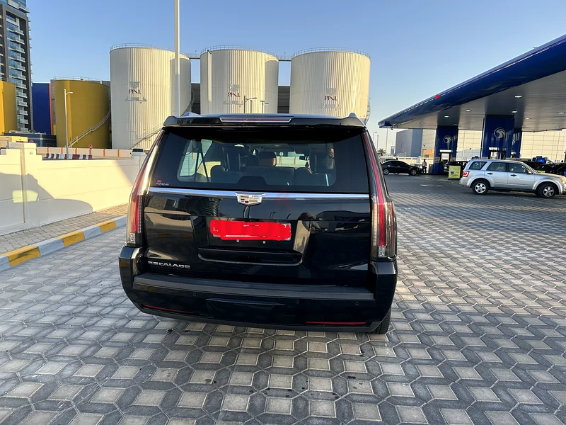 Cadillac Escalade Premium Luxury 2020 GCC with Full Cadillac Service History63612058144386113