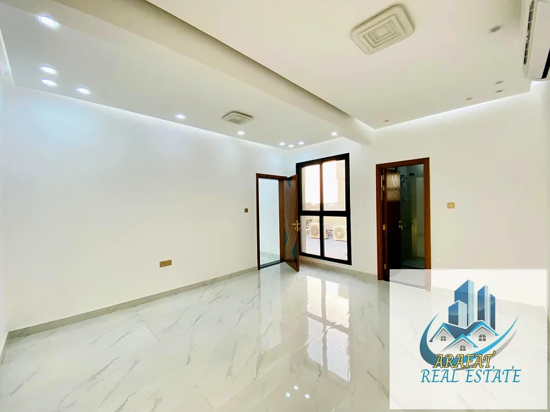 5 Master Bedrooms Luxury Villa for Sale G+263881594308098114