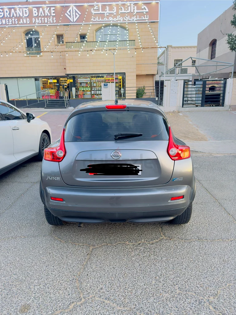 Nissan Juke 2014 - Lady Driven |
Family Car | Al Ain63612793378945113