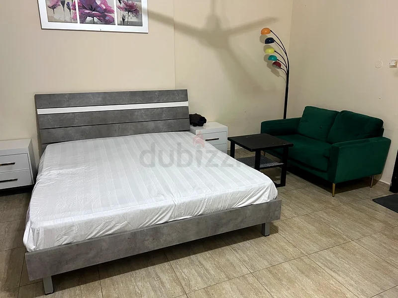 Room Available For Rent63623567568002111