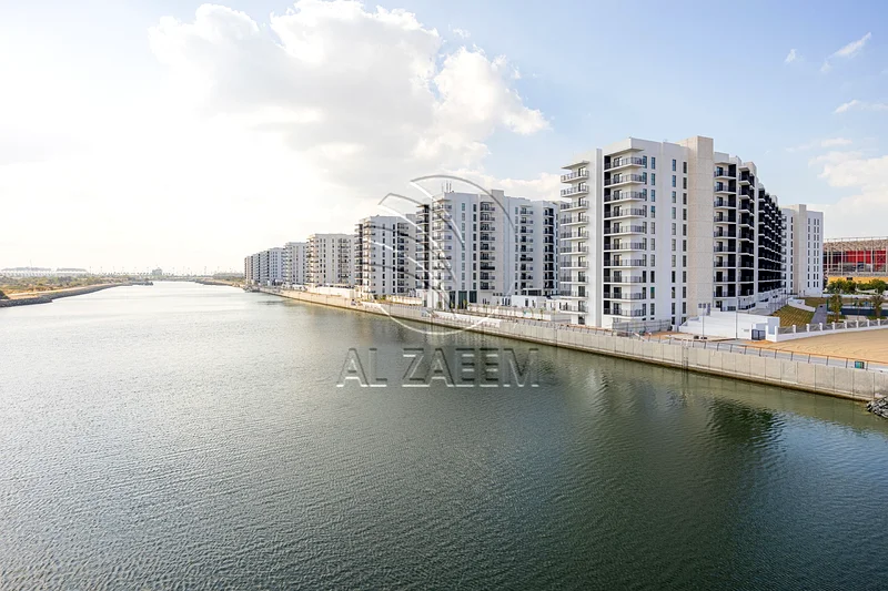 Partial Canal View | Tenanted | Low Floor63849020838529110
