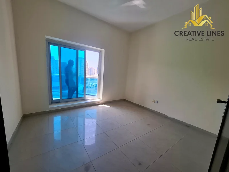 جاهز للانتقال، شقة 2 غرفة نوم متاحة للإيجار المشترَك للعزاب63756782561154114