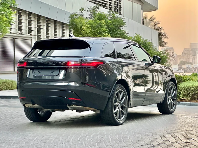 2025 Range Rover Sport Dynamic SE – Plug-in Hybrid63613132754819114