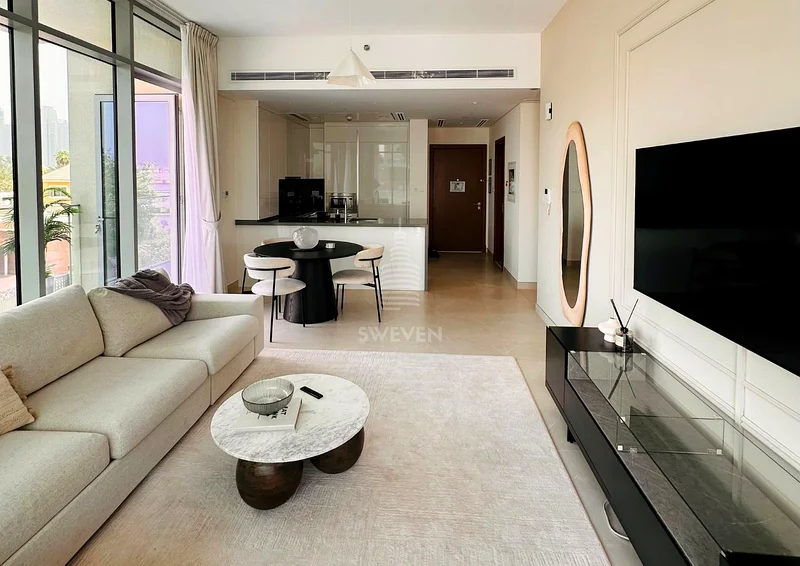 SOPHISTICATED | CANAL FRONT | MOVE-IN READY | MOTIVATED SELLER63949509009793111