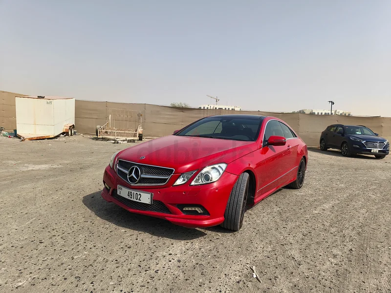 مرسيدس E500، حالة جيدة، بائع جاد.63613135098114112