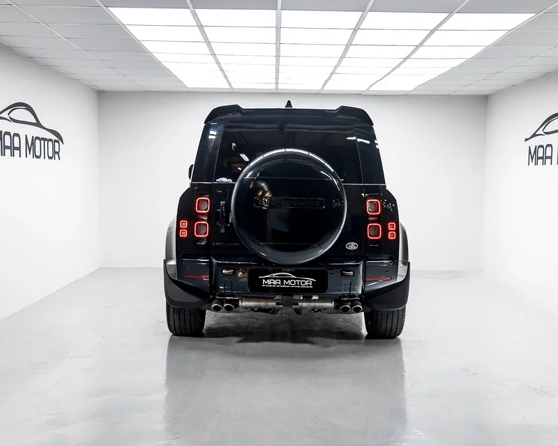 Defender V8 P52563612091345538114