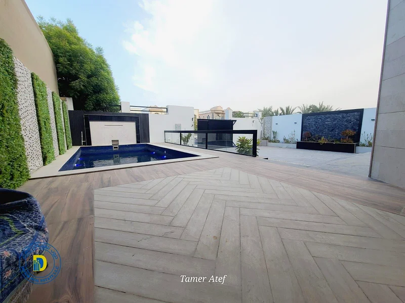 For the owners of luxury, 5-room villa with pool, spacious areas in Al Muwaihat 3 , Ajman, super deluxe finishing, bank financing, freehold63871394403586112