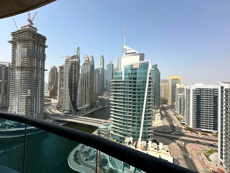 🏢 شقة مفروشة بالكامل بغرفة نوم واحدة | إطلالة على المارينا | بيوت رويال ديزرت للعطلات63773631431297112