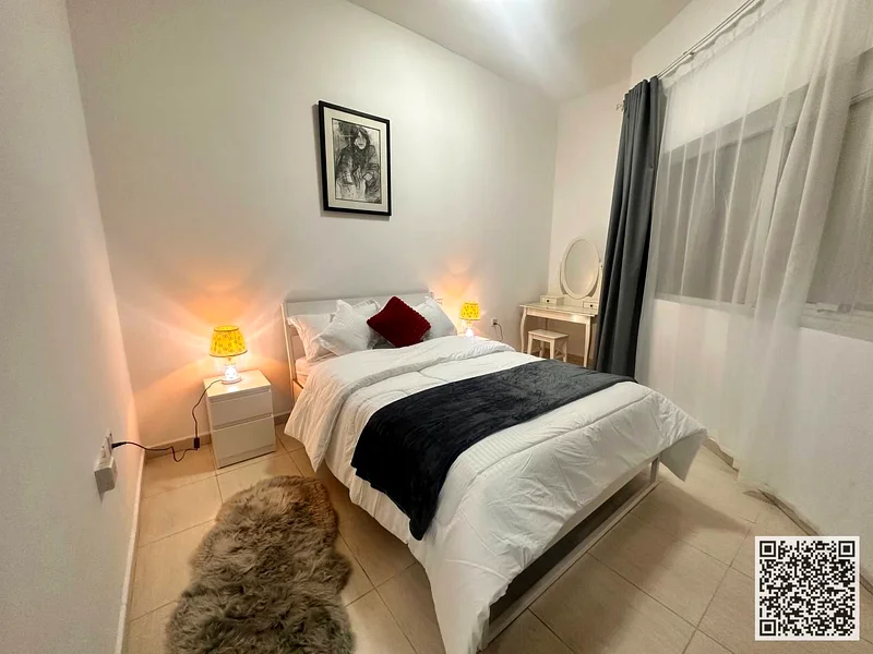 One-bedroom apartment with an open view, newly furnished, for monthly rent in Ajman - Al Jurf 2 - next to Ajman University and the court63837166034179110