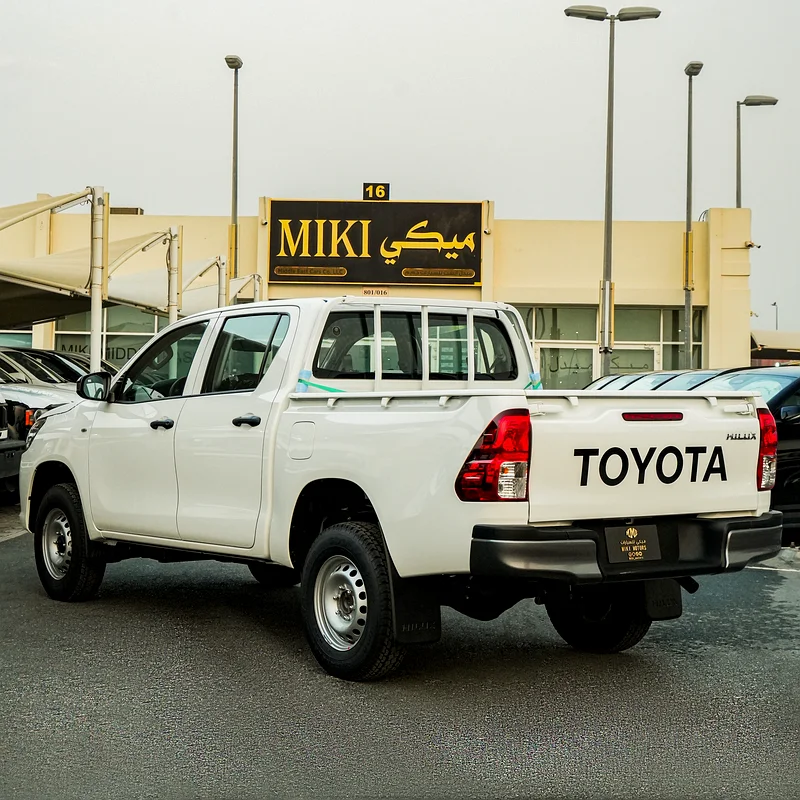 TOYOTA HILUX 2.4 DIESEL || MT || 202563612449595523111