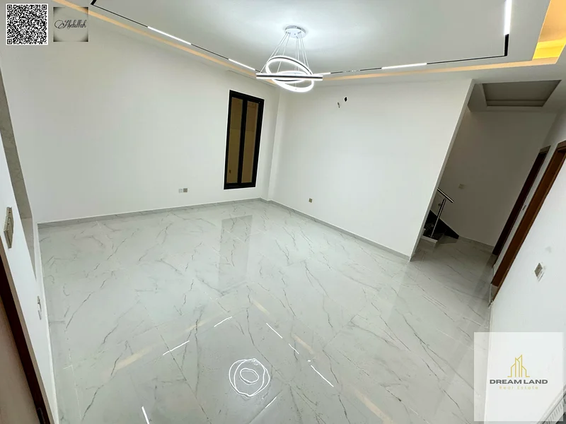 For sale, a villa, including registration and ownership fees, directly opposite the mosque, two floors, stone facade, with the possibility of easy ban63900283736577114