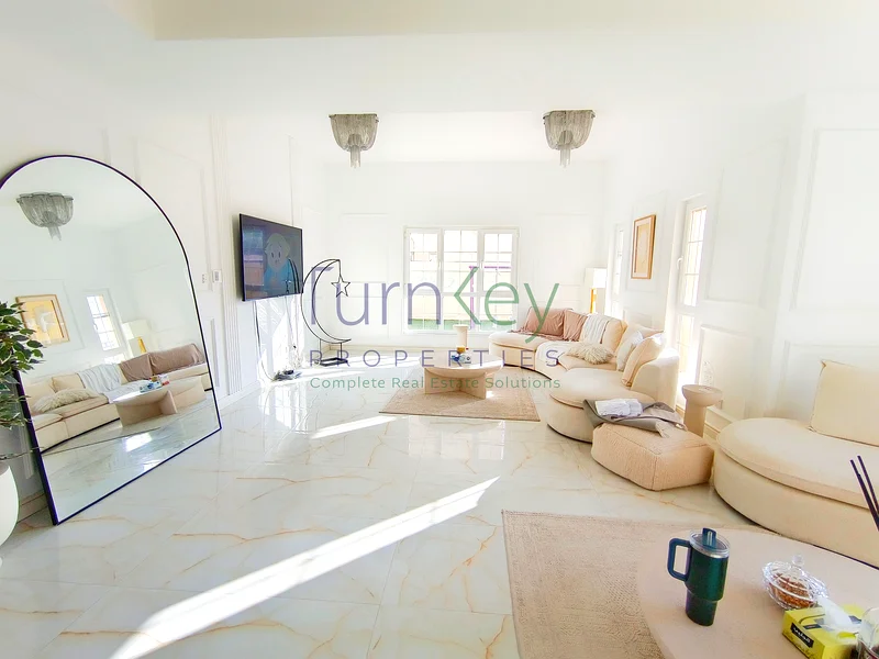 Spacious 6BR+Maid | Huge Plot | Best Location63743507525890111