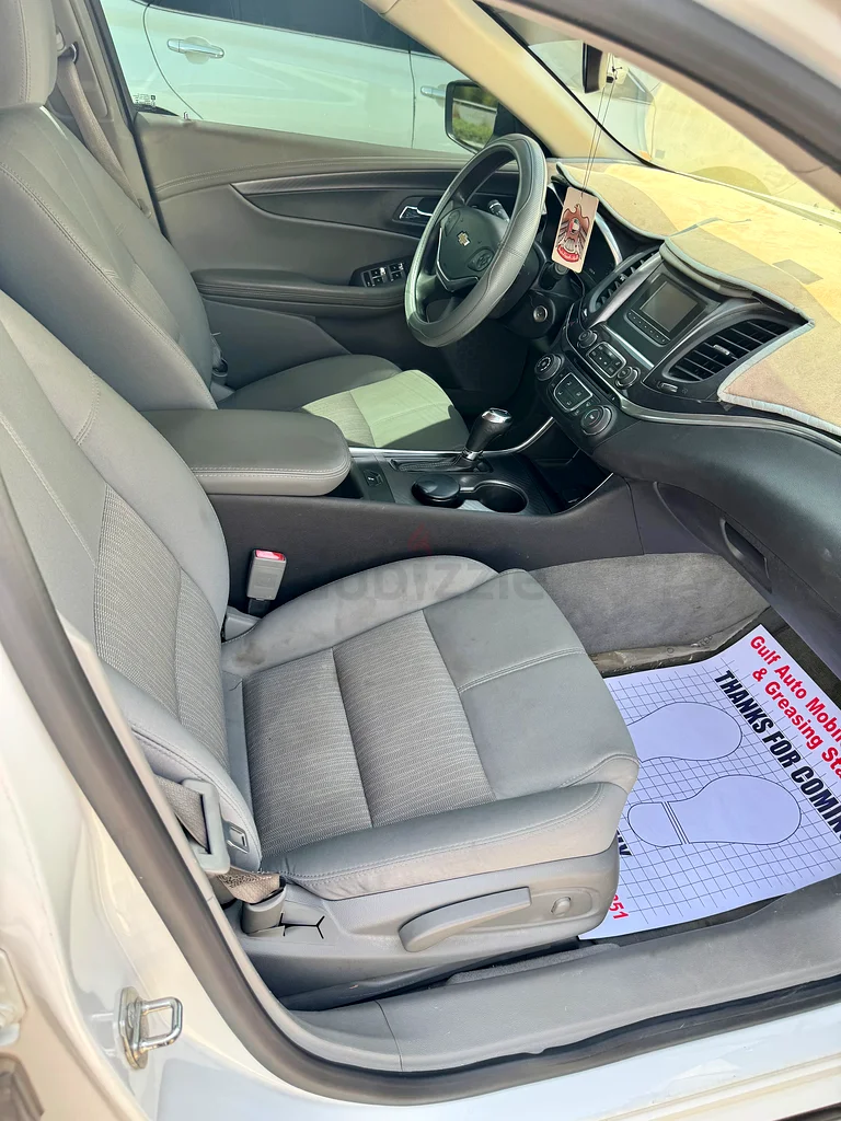 Smooth ride, perfect inside and out63612066157441113