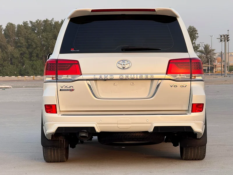 Toyota63613130184962113