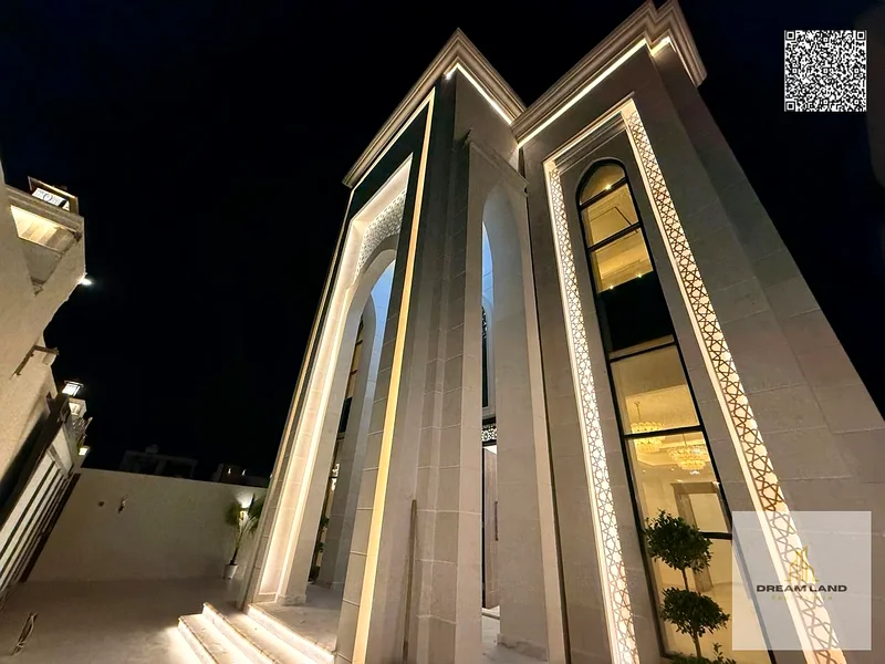 Live a royal life - a unique villa with a classic design, consisting of 5 bedrooms, for sale in Ajman63900189585026112