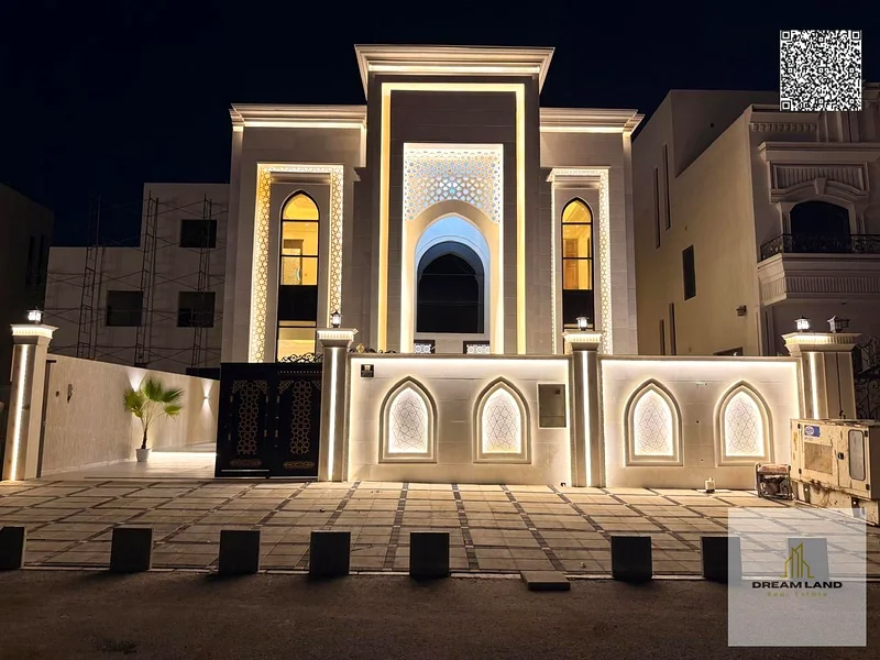 Live a royal life - a unique villa with a classic design, consisting of 5 bedrooms, for sale in Ajman63900189585026110
