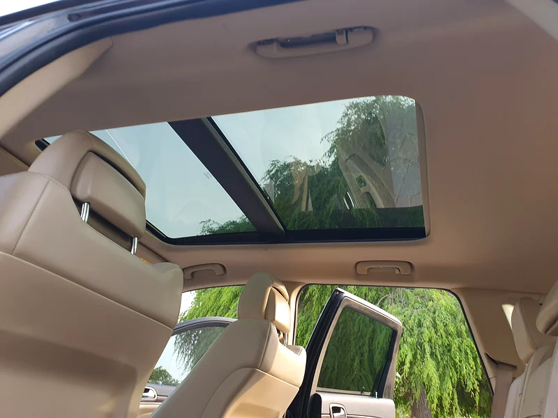 JEEP GRAND CHEROKE 2020 FUL OPTION TOP REANG GCC FUL SERVIS AL FATEEM63612071090050111