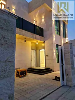luxury 5 bedroom villa for sale at yasmeen main road