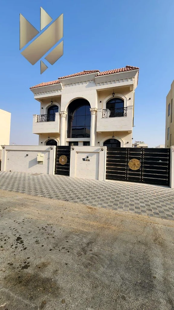 ChatGPT said:  First tenant – 5 bedrooms, 2 living rooms, and a spacious majlis. Our prices are highly competitive – don’t miss this opportunity63722360257793110