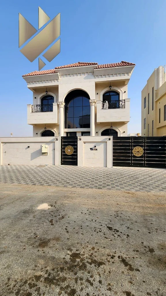 ChatGPT said:  First tenant – 5 bedrooms, 2 living rooms, and a spacious majlis. Our prices are highly competitive – don’t miss this opportunity63722360257793111