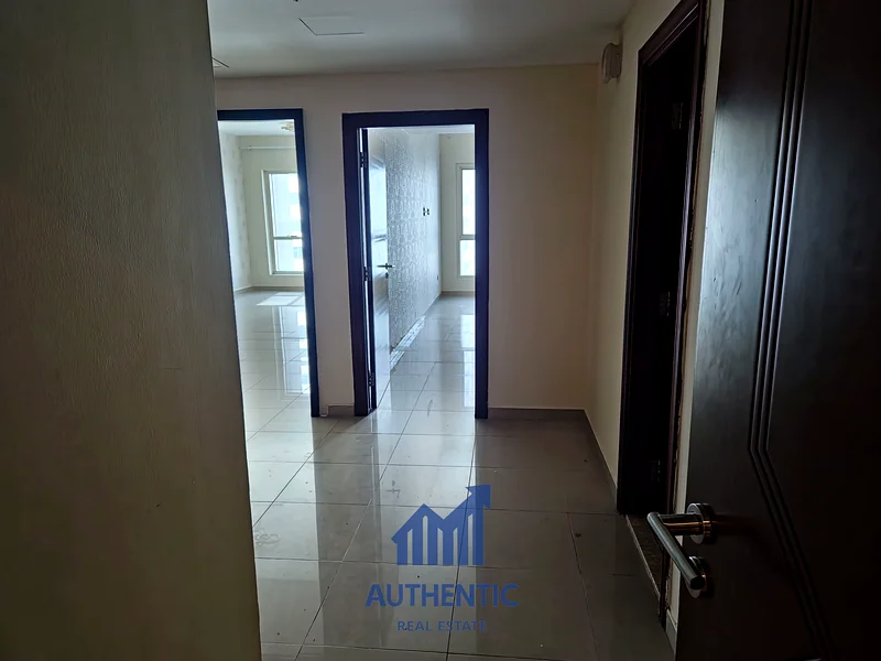 Vacant Unit : Road View | Upper Floor | Huge 1 BR |63987755795331110