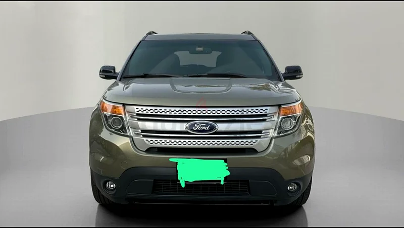 فورد إكسبلورر 2013 مع صيانة وكالة636134634430731129