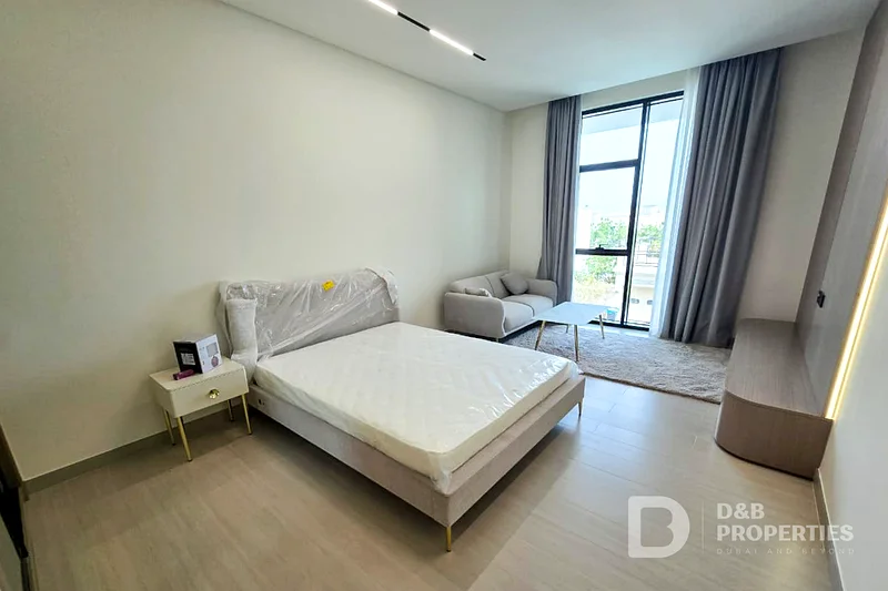 Exclusive | Fully Furnished | Modern63612103239042111