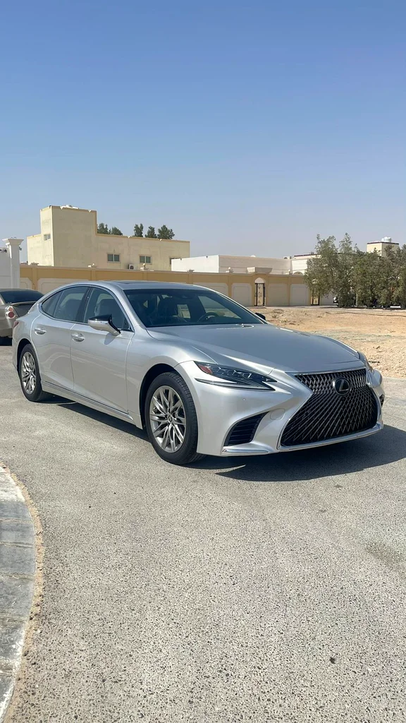 لكزز LS500 موديل 201863612072828802111