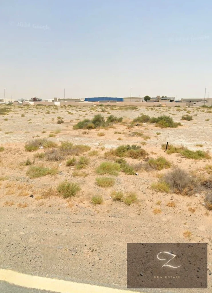 For sale: A plot of land in the Al Sajaa Industrial Area (Al Hanou Al Jalil).63819129171715111