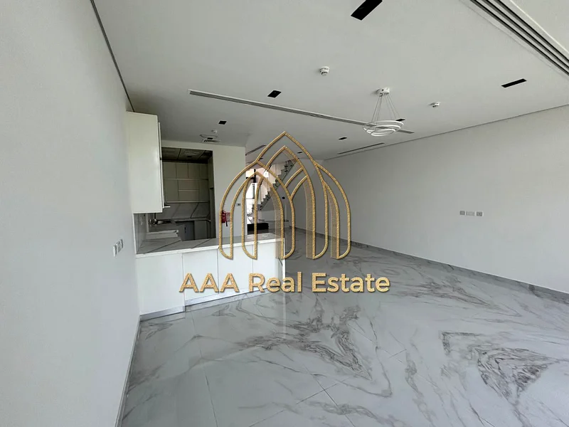 RESIDENTIAL COMPLEX | MODERN VILLA |PRIME LOCATION63763486639873112