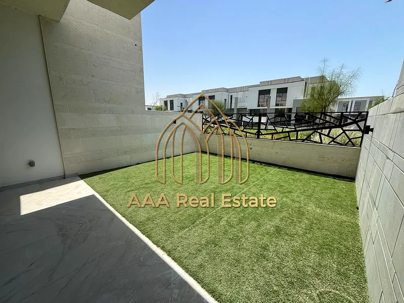 RESIDENTIAL COMPLEX | MODERN VILLA |PRIME LOCATION63763486639873110