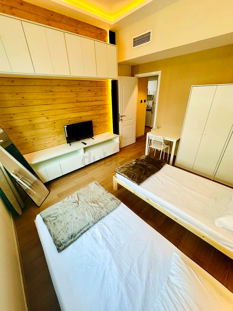 Privat Room in tecom / privat toilet / available on 1/9/25 for 2 persons63797913855491110