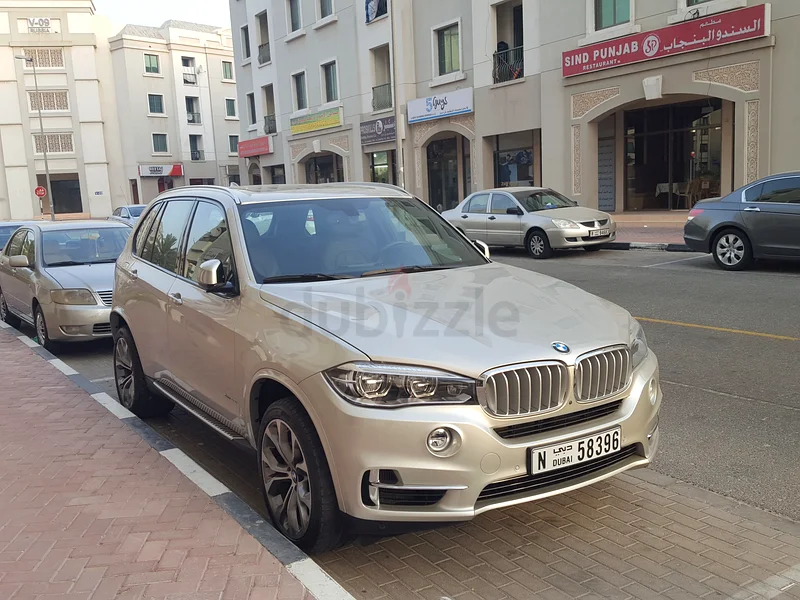BMW X5 8 cylinder 201663612446372483111
