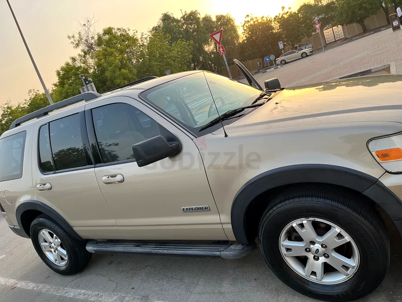 Ford Explorer SUV – Excellent Condition, Great Value63613737025667113