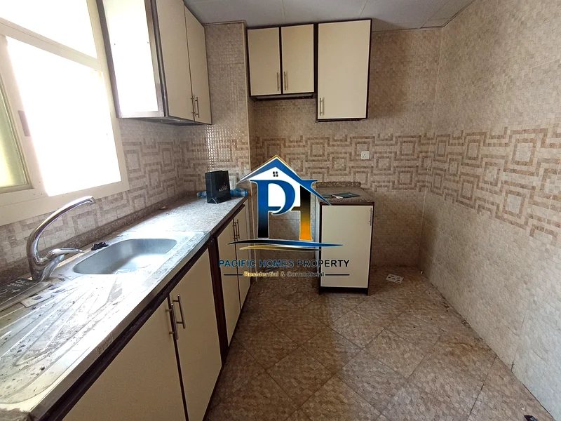 NEAR PARK AFFORDABLE PRICE 1BHK AVAILABLE FOR FAMILY ONLY 43K63757853681281114