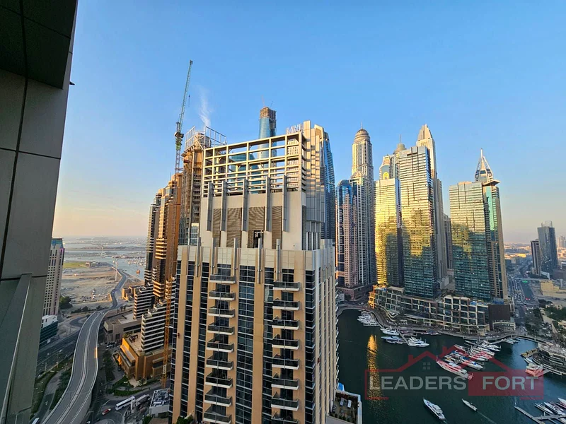 شقة من 3 غرف نوم للإيجار في بناية رقم 9، مارينا دبي | طابق عالي | 4 حمامات | 4 شيكات63774514544129114
