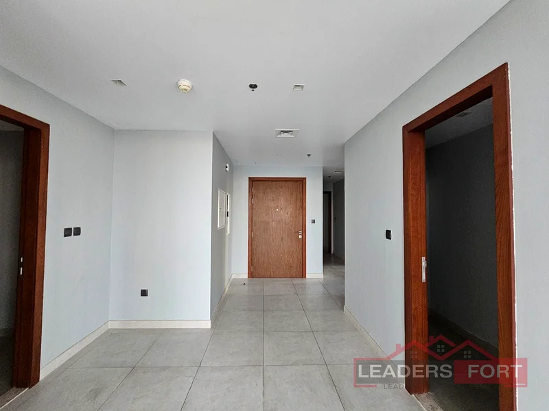 شقة من 3 غرف نوم للإيجار في بناية رقم 9، مارينا دبي | طابق عالي | 4 حمامات | 4 شيكات63774514544129112