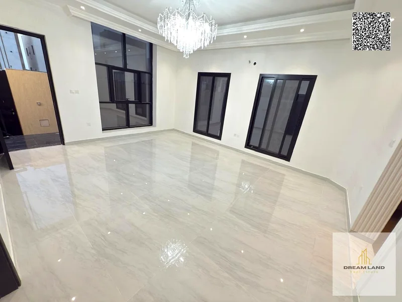 بسعر يشمل رسوم التسجيل ورسوم الملكية - فيلا حديثة في الهيلو 2 | 5 غرف نوم رئيسية + صالة وقاعة | بدون دفعة مقدمة | قريبة63900189592579114