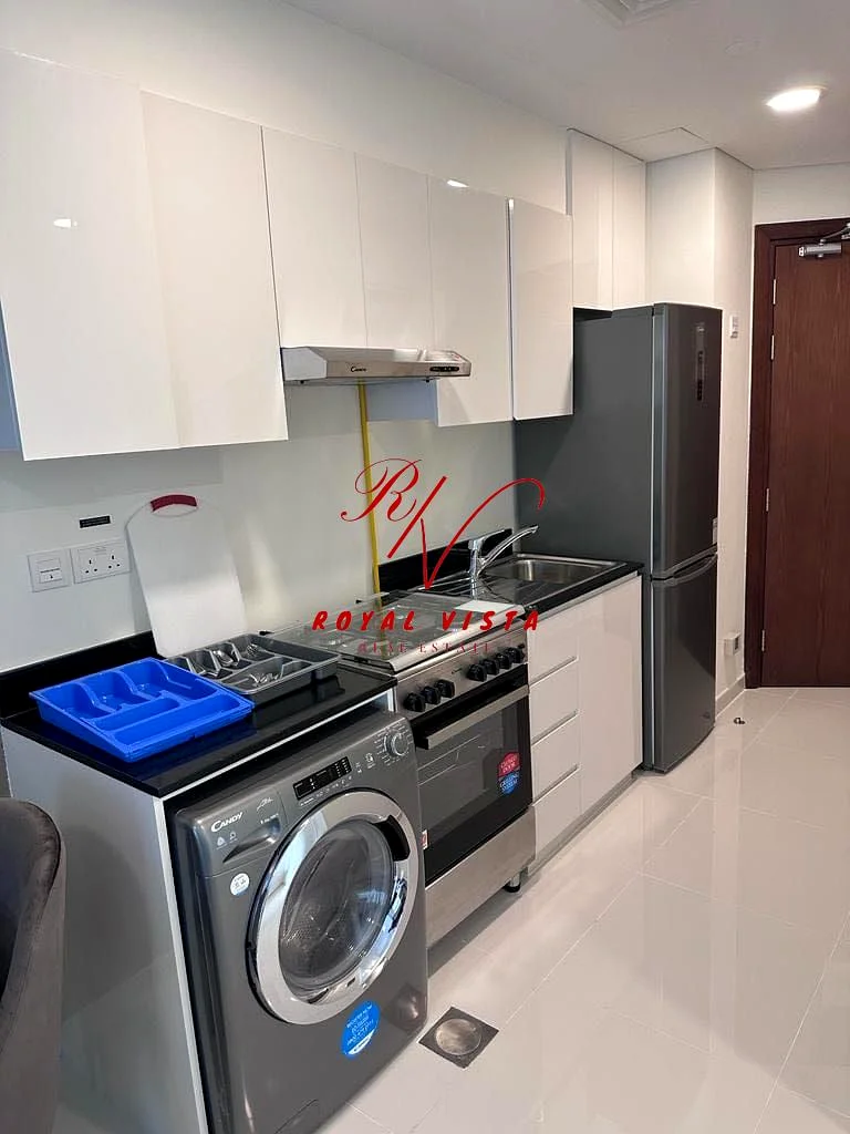Stylish Apartment with Spectacular Views63741525512705113