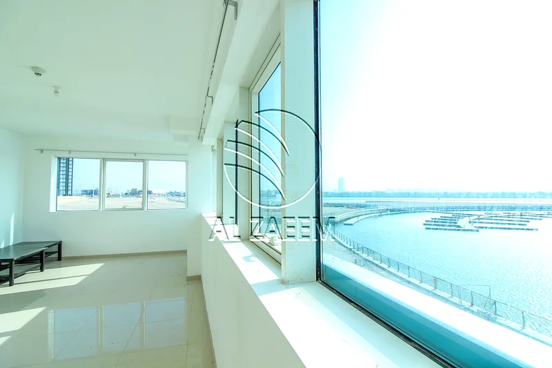 Stunning Sea View | With Rent Refund | Accessible63847962669954110