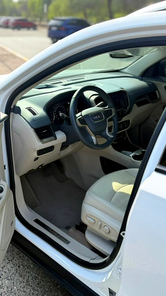 GMC TERRAIN DENALI 2023 GCC UNDER WARRANTY  SERVICE 5Y OR 100K KM63490695920002112